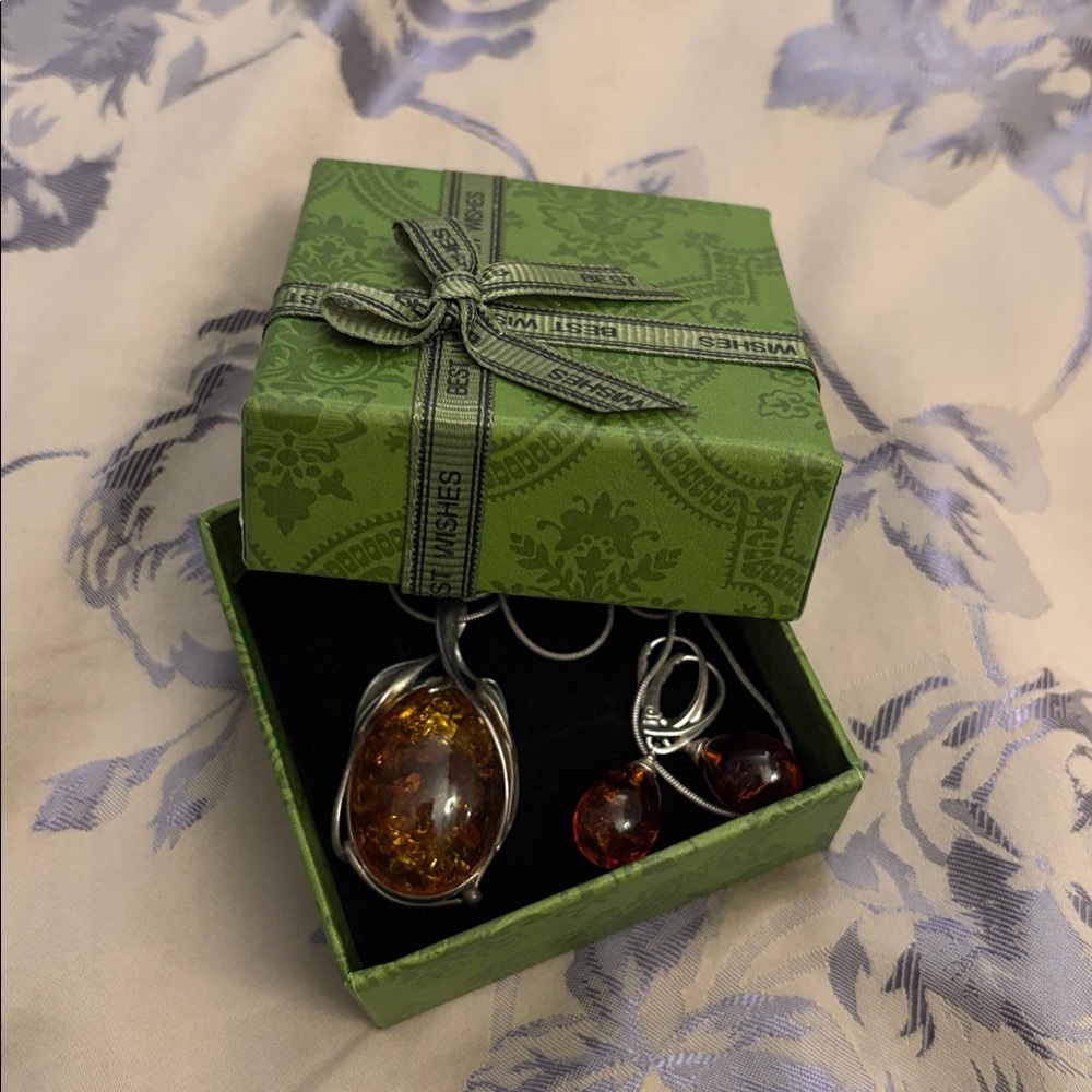 Amber and Silver Necklace and Earring Set - Picture 13 of 13